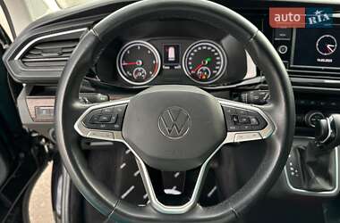 Мінівен Volkswagen Multivan 2020 в 