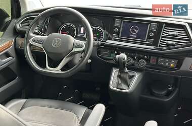 Мінівен Volkswagen Multivan 2020 в 