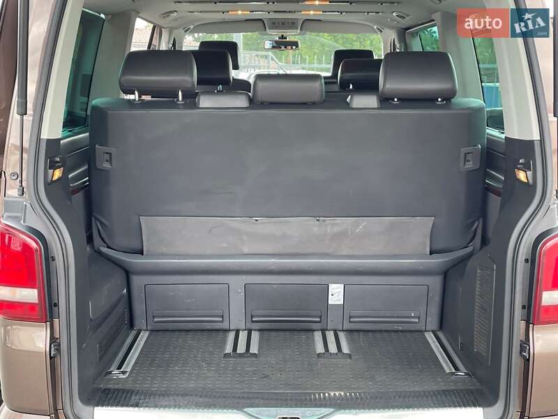 Мінівен Volkswagen Multivan 2013 в Києві