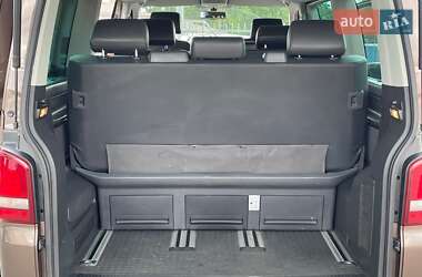 Минивэн Volkswagen Multivan 2013 в 