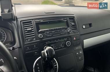 Мінівен Volkswagen Multivan 2011 в 
