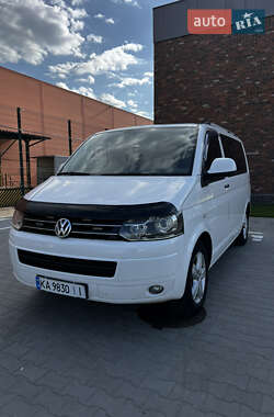 Мінівен Volkswagen Multivan 2010 в 