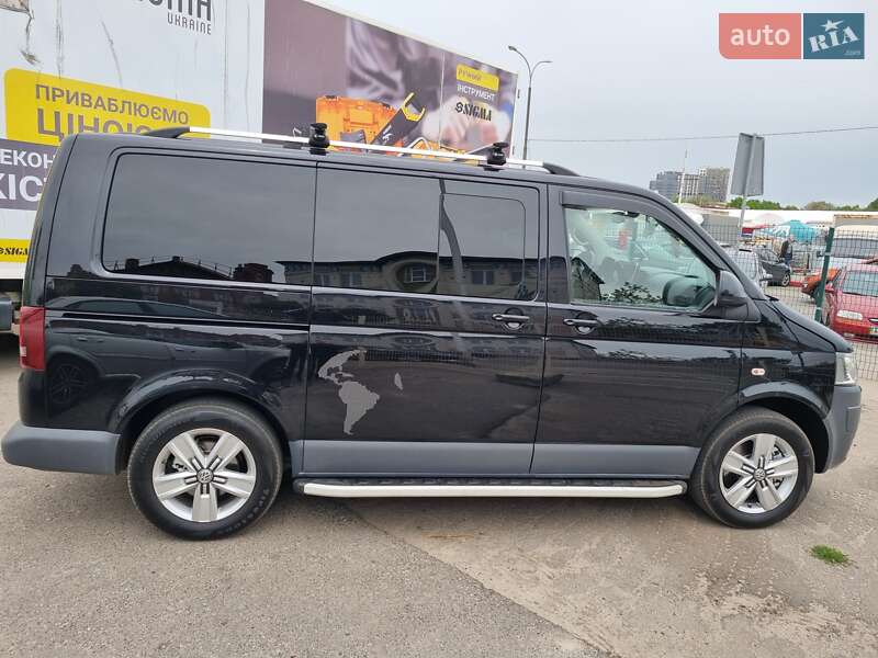 Минивэн Volkswagen Multivan 2011 в Харькове