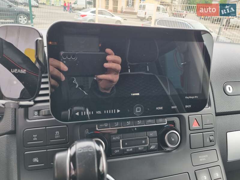 Минивэн Volkswagen Multivan 2011 в Харькове