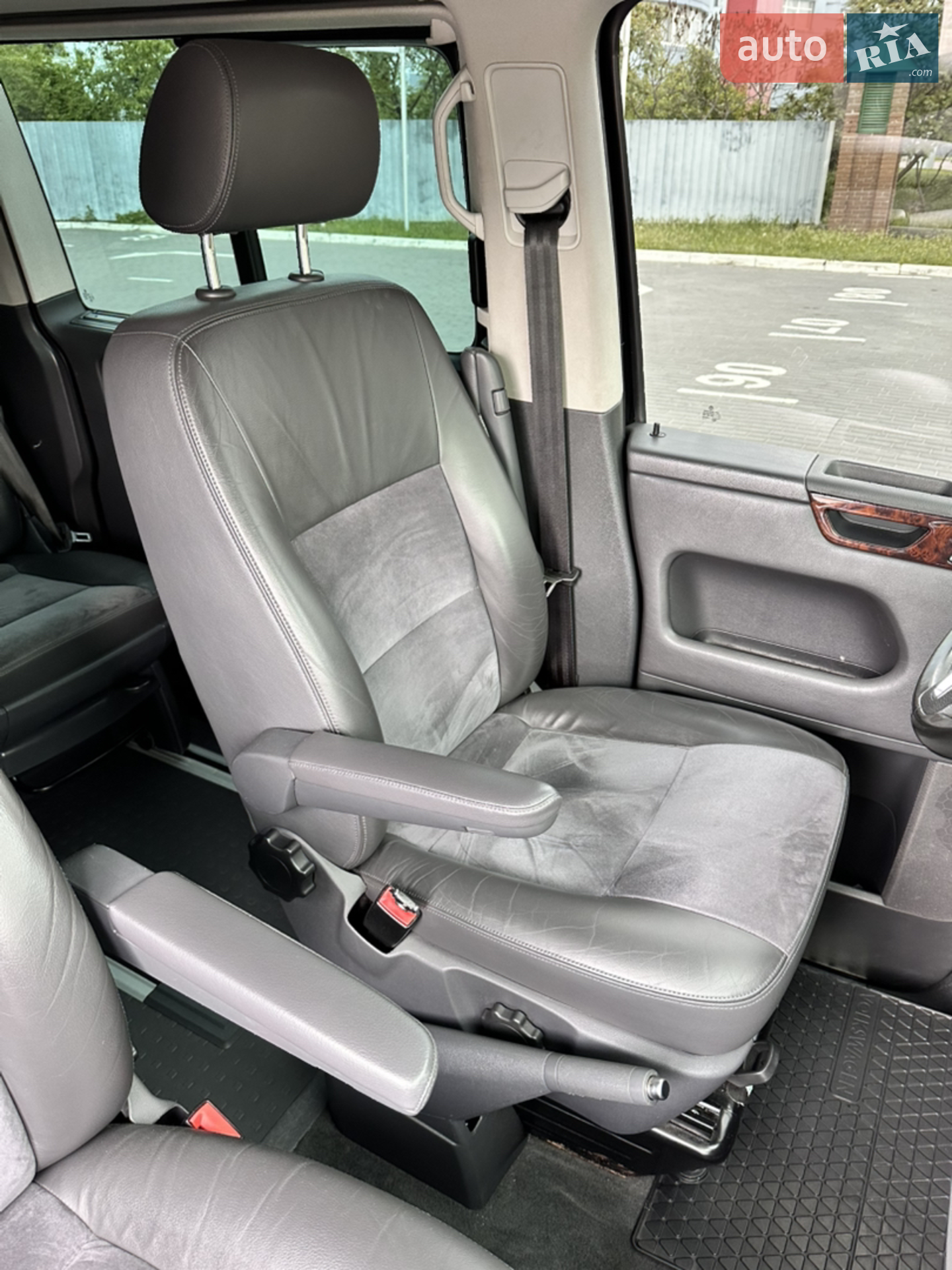 2012 Volkswagen Multivan - мініатюра 19