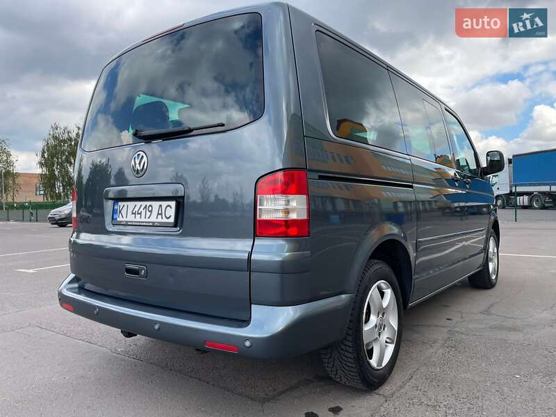 Минивэн Volkswagen Multivan 2006 в Луцке