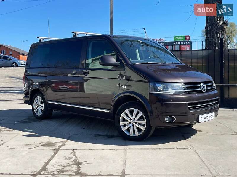 Минивэн Volkswagen Multivan 2014 в 