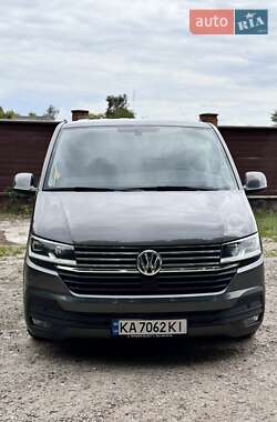 Минивэн Volkswagen Multivan 2020 в 
