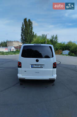 Мінівен Volkswagen Multivan 2013 в 