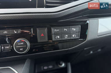 Минивэн Volkswagen Multivan 2020 в 