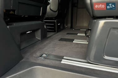 Минивэн Volkswagen Multivan 2020 в 