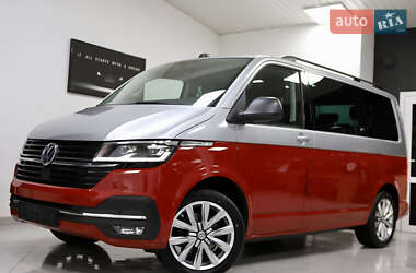 Минивэн Volkswagen Multivan 2020 в 