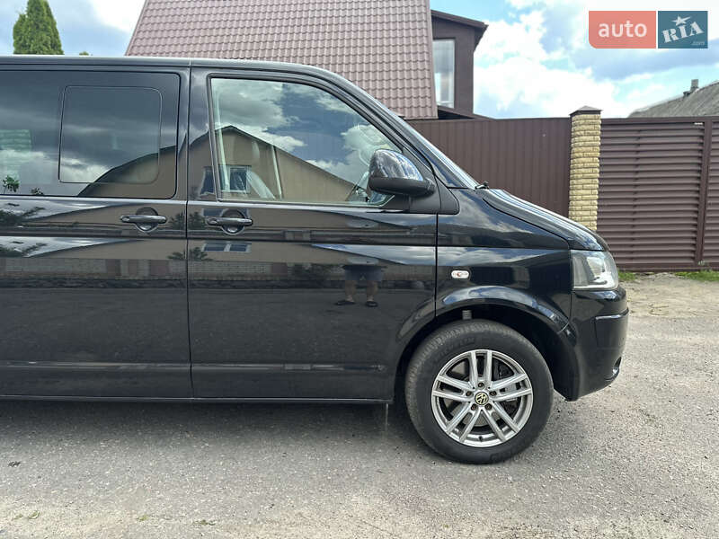Минивэн Volkswagen Multivan 2015 в Змиеве