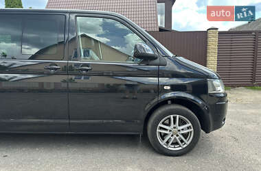 Минивэн Volkswagen Multivan 2015 в 