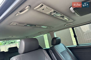 Минивэн Volkswagen Multivan 2015 в 