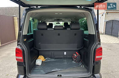 Минивэн Volkswagen Multivan 2015 в 
