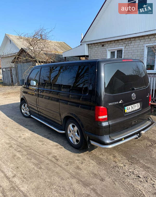Мінівен Volkswagen Multivan 2008 в 
