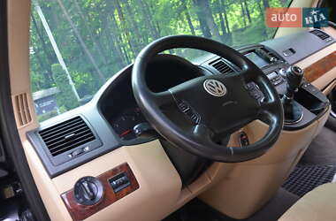 Минивэн Volkswagen Multivan 2008 в 
