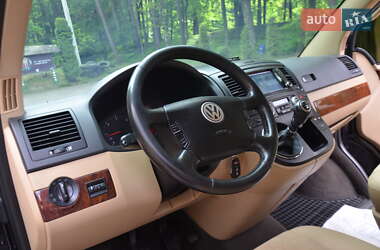 Минивэн Volkswagen Multivan 2008 в 
