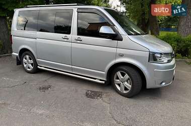 Минивэн Volkswagen Multivan 2012 в 