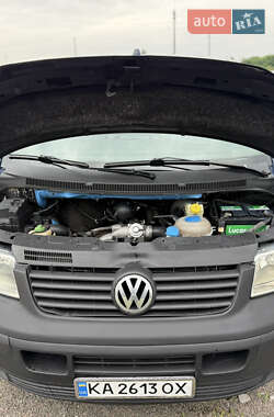 Минивэн Volkswagen Multivan 2005 в 