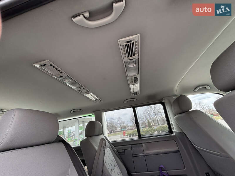 Минивэн Volkswagen Multivan 2005 в Житомире
