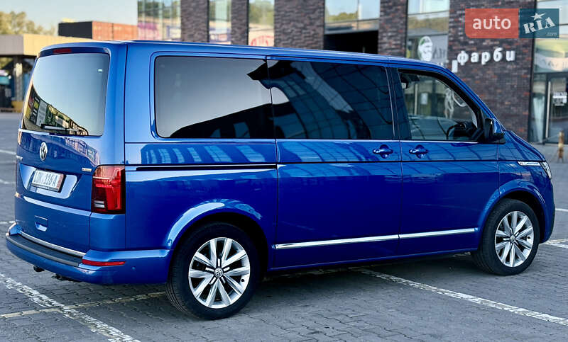 Мінівен Volkswagen Multivan 2020 в Чернівцях