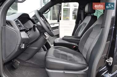 Минивэн Volkswagen Multivan 2015 в 