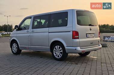 Минивэн Volkswagen Multivan 2012 в 