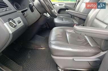 Мінівен Volkswagen Multivan 2012 в 