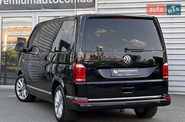 Минивэн Volkswagen Multivan 2016 в 