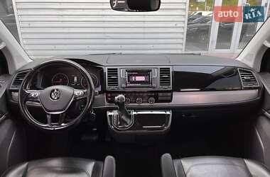 Минивэн Volkswagen Multivan 2016 в 