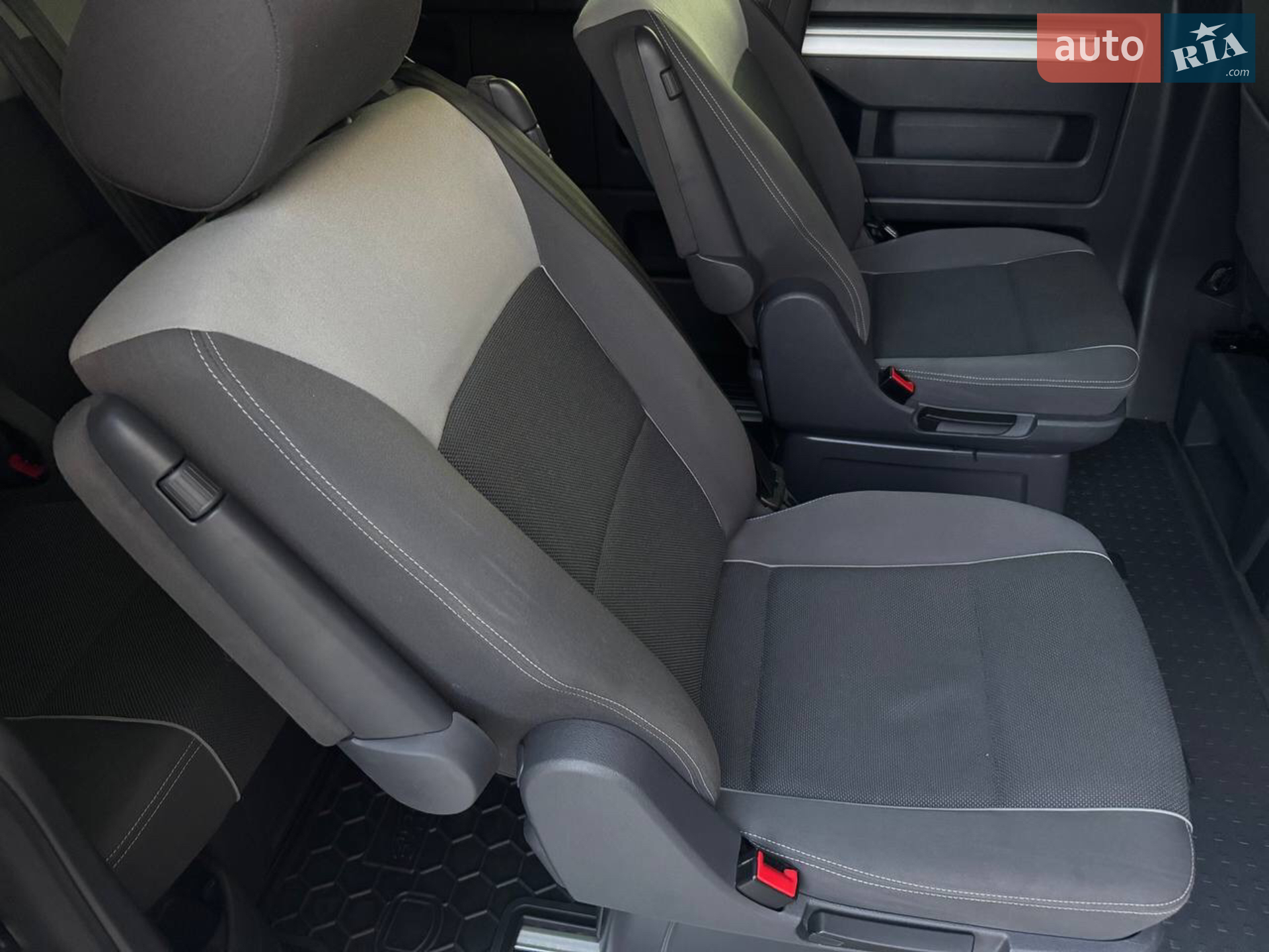 2010 Volkswagen Multivan - мініатюра 15