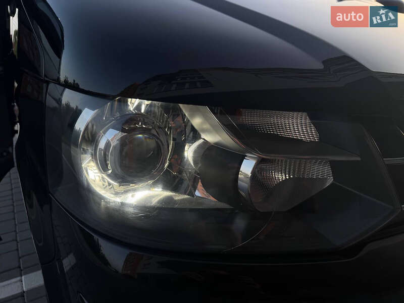 Минивэн Volkswagen Multivan 2010 в Виннице