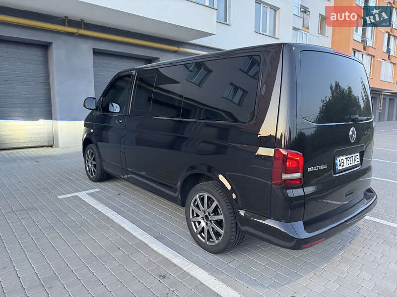 Минивэн Volkswagen Multivan 2010 в Виннице