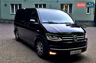 Минивэн Volkswagen Multivan 2017 в Сваляве