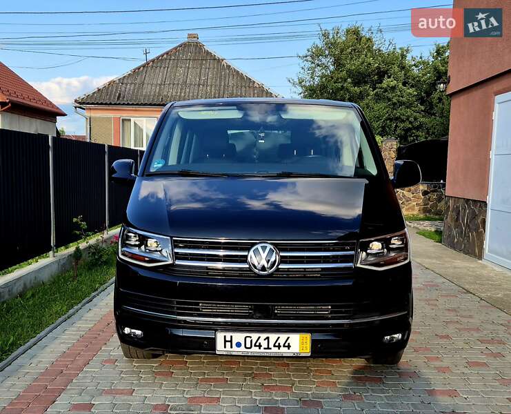 Минивэн Volkswagen Multivan 2017 в Сваляве