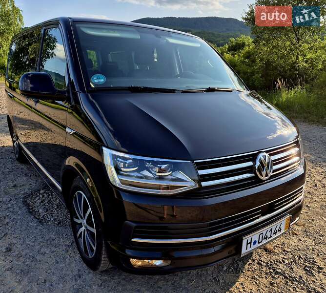 Минивэн Volkswagen Multivan 2017 в Сваляве