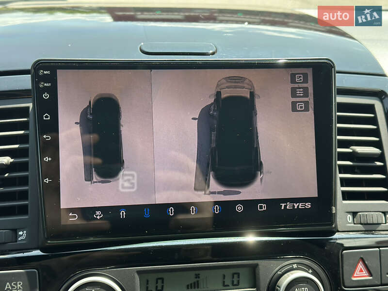 Минивэн Volkswagen Multivan 2006 в Харькове