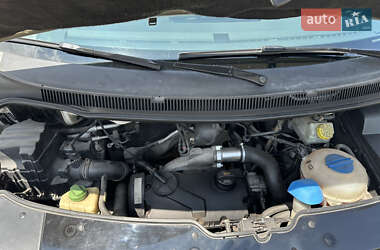 Минивэн Volkswagen Multivan 2006 в 