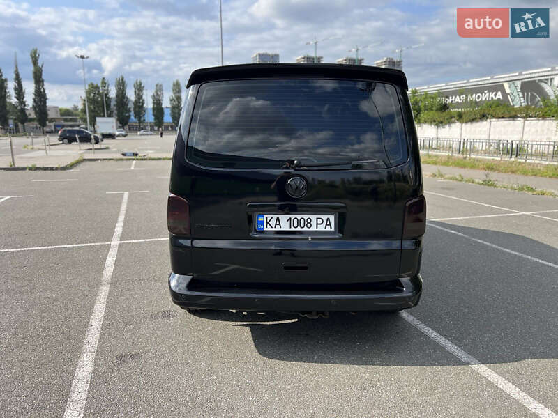 Минивэн Volkswagen Multivan 2010 в Киеве
