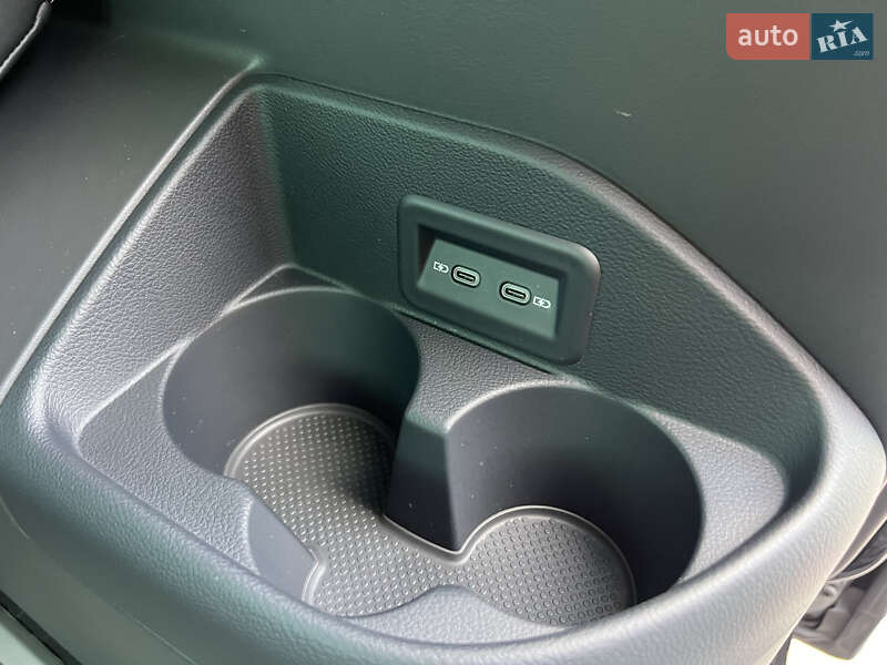 Минивэн Volkswagen Multivan 2020 в Киеве