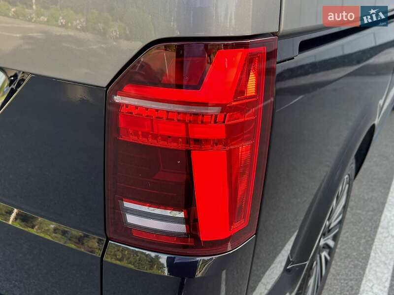 Минивэн Volkswagen Multivan 2020 в Киеве