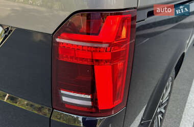 Минивэн Volkswagen Multivan 2020 в 