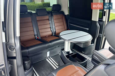Минивэн Volkswagen Multivan 2020 в 