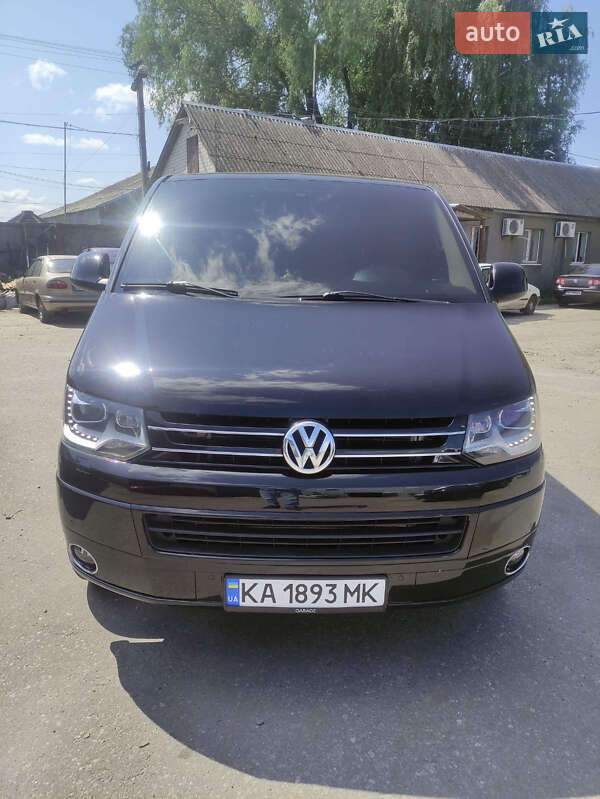 Минивэн Volkswagen Multivan 2012 в Броварах