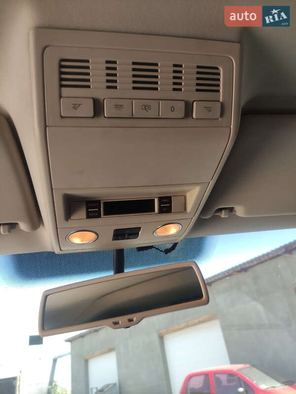 Минивэн Volkswagen Multivan 2012 в Броварах