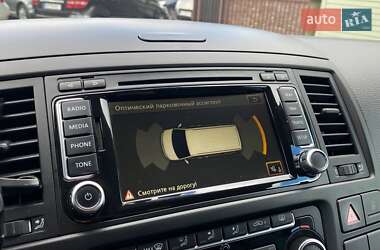 Минивэн Volkswagen Multivan 2014 в 