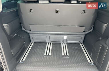 Минивэн Volkswagen Multivan 2021 в 