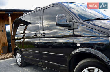 Минивэн Volkswagen Multivan 2009 в 